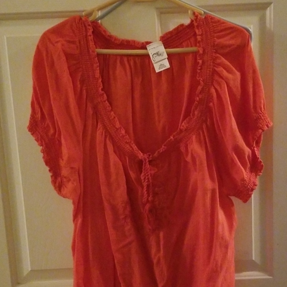 WOMEN'S blouse